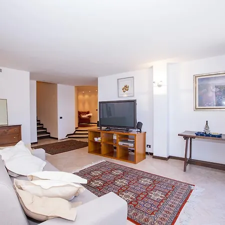 Villa La Reina *